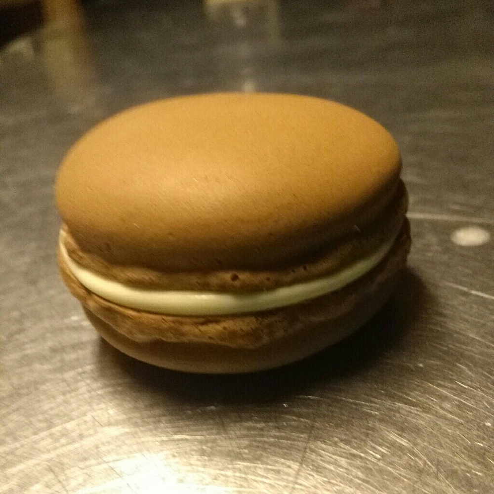 Brown macaroon squishy